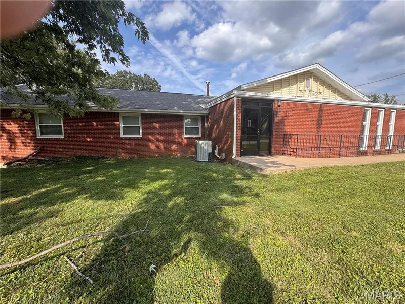 49 Circle Way, St Peters, MO 63376 — listing photo 17 of 22
