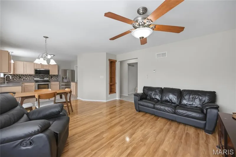 Family Room — 64 Brimstone Corner, O'Fallon, MO 63366