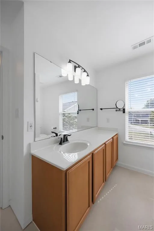 Primary Suite Bathroom — 64 Brimstone Corner, O'Fallon, MO 63366