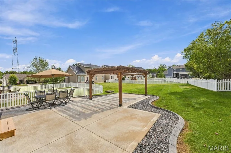 Entertainers Patio — 64 Brimstone Corner, O'Fallon, MO 63366