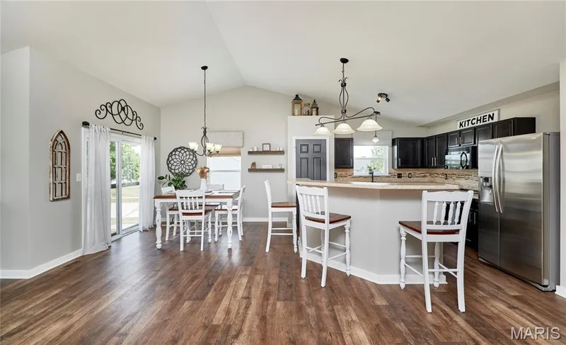 699 Springfield Drive, Wentzville, MO 63385 — listing photo 11 of 31