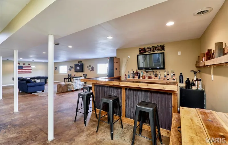 699 Springfield Drive, Wentzville, MO 63385 — listing photo 3 of 31