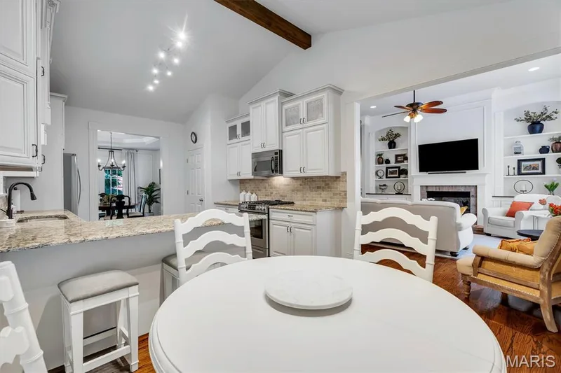 720 Rolling Wind Drive, O'Fallon, MO 63368 — listing photo 9 of 37