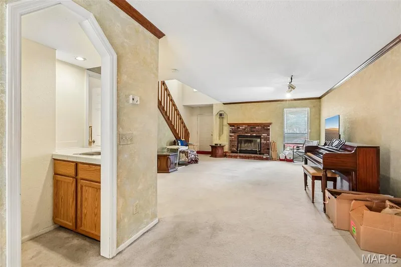 3012 Duclair Parkway #G, St Charles, MO 63303 — listing photo 3 of 34