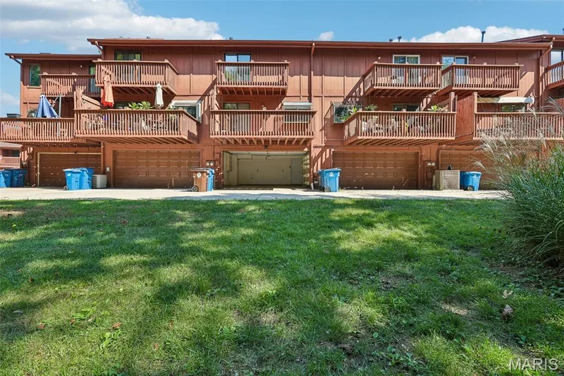 3012 Duclair Parkway #G, St Charles, MO 63303 — listing photo 30 of 34