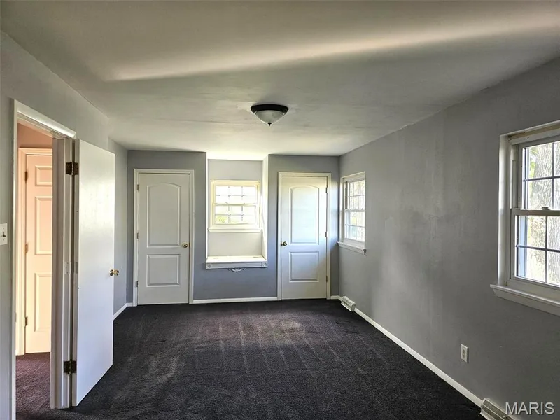 404 Duchesne Avenue, O'Fallon, MO 63366 — listing photo 11 of 17