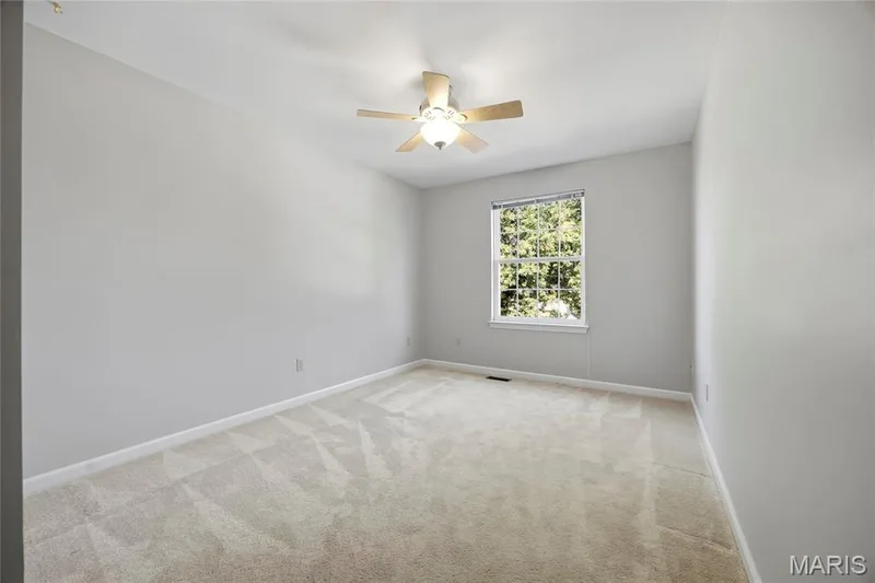 14762 Thornbird Manor Parkway, Chesterfield, MO 63017 — listing photo 23 of 35