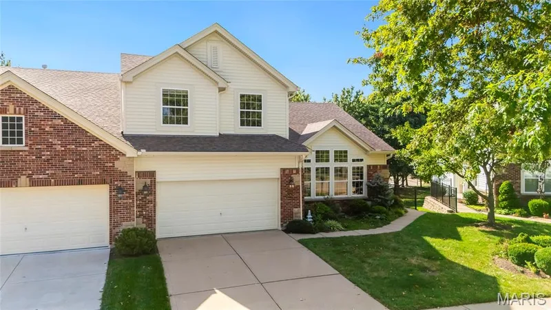 14762 Thornbird Manor Parkway, Chesterfield, MO 63017 — listing photo 33 of 35