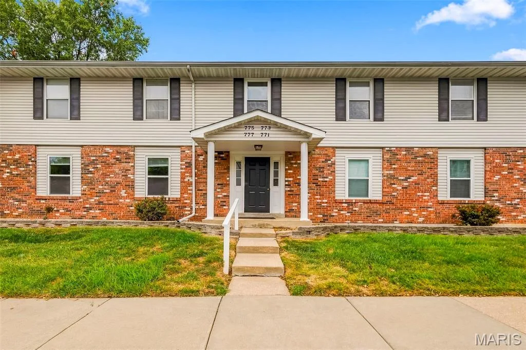 2 Bedroom, 2 Bathroom Condo in St Peters — 773 Delray Drive #D, St Peters, MO 63376