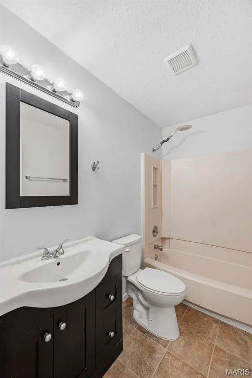 773 Delray Drive #D, St Peters, MO 63376 — listing photo 19 of 25