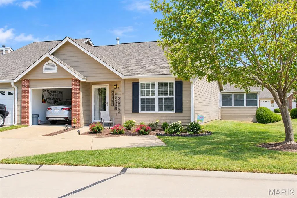 1268 Shirley Ridge Drive #D, St Charles, MO 63304 — listing photo 1 of 21
