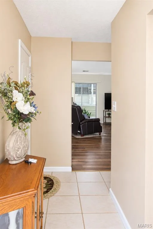 1268 Shirley Ridge Drive #D, St Charles, MO 63304 — listing photo 3 of 21