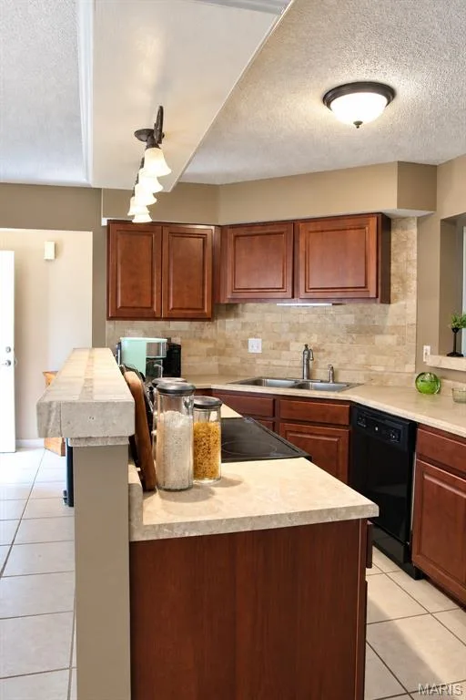 1268 Shirley Ridge Drive #D, St Charles, MO 63304 — listing photo 17 of 21