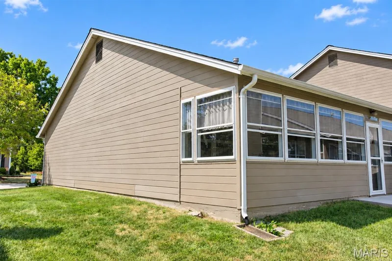 1268 Shirley Ridge Drive #D, St Charles, MO 63304 — listing photo 20 of 21