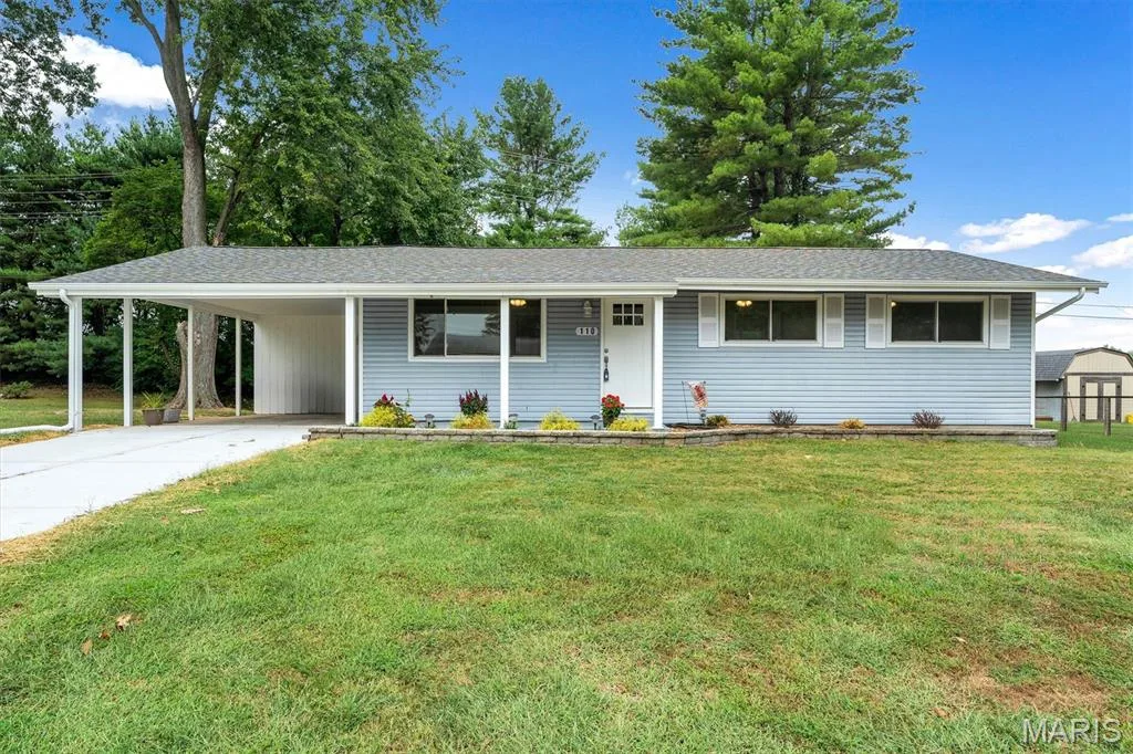 110 Paula Drive, St Charles, MO 63301 — listing photo 1 of 29