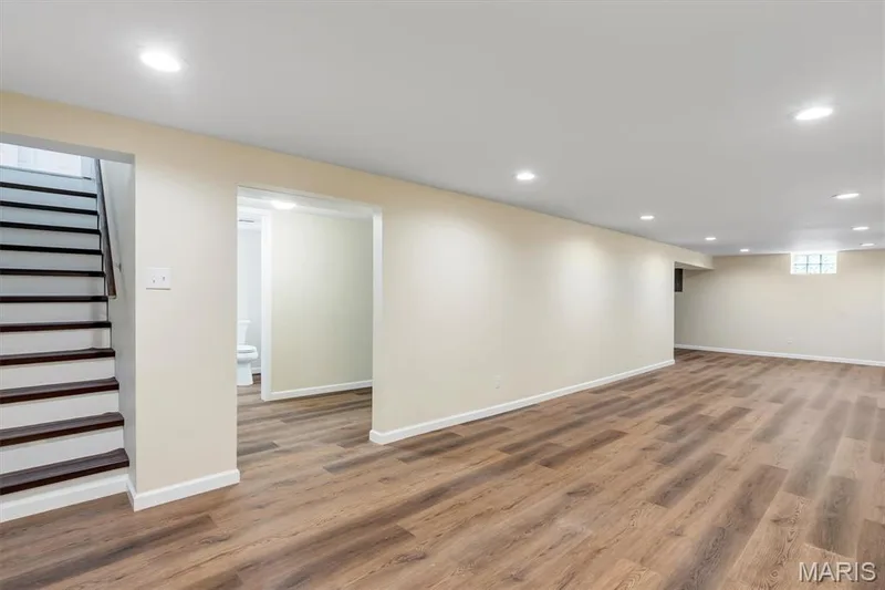 110 Paula Drive, St Charles, MO 63301 — listing photo 11 of 29