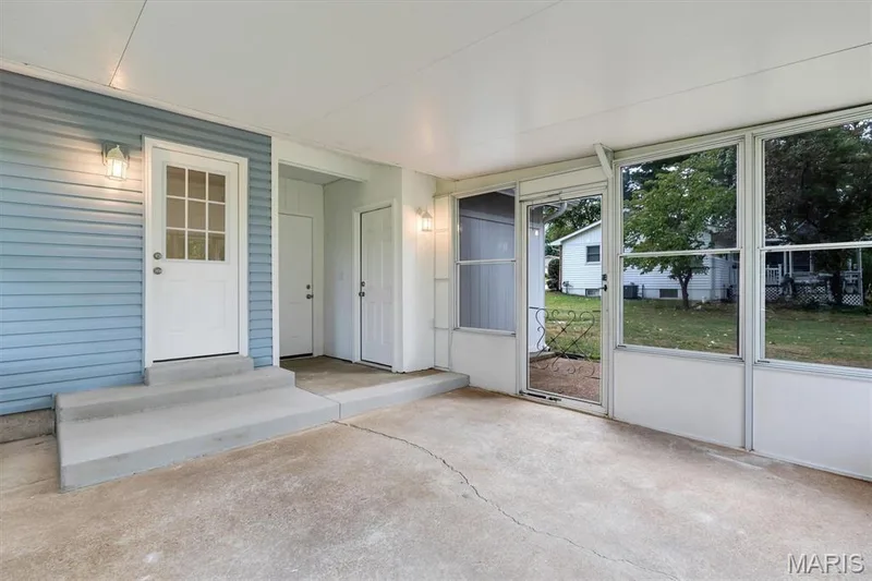 110 Paula Drive, St Charles, MO 63301 — listing photo 17 of 29