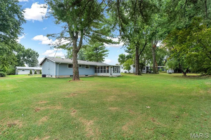 110 Paula Drive, St Charles, MO 63301 — listing photo 21 of 29