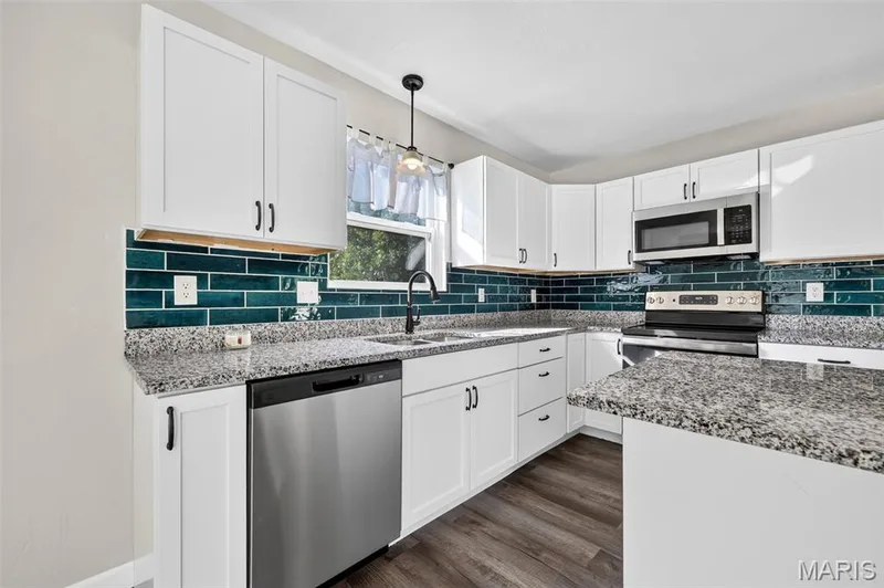 825 Highway WW, Foristell, MO 63348 — listing photo 15 of 60