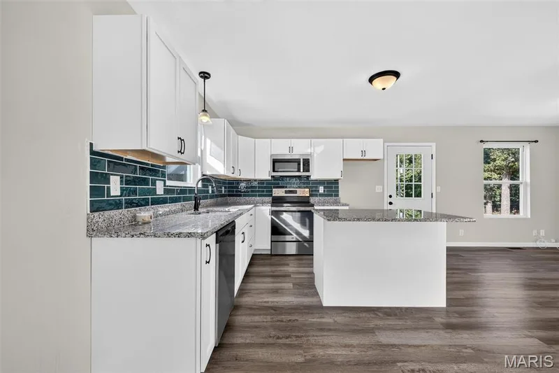825 Highway WW, Foristell, MO 63348 — listing photo 19 of 60