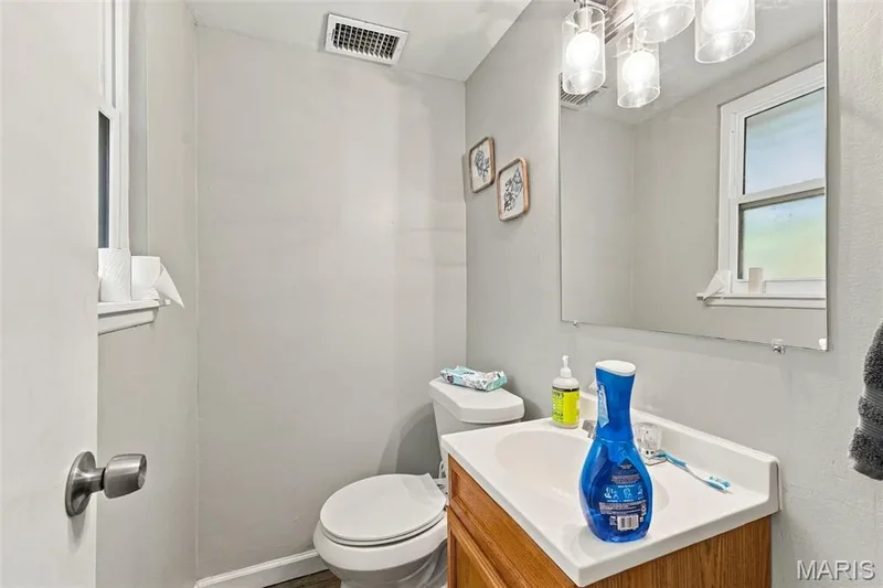 512 Eggering Drive, O'Fallon, MO 63366 — listing photo 18 of 25