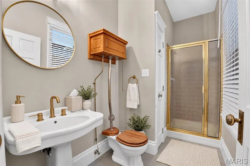 552 Clark Street, St Charles, MO 63301 — listing photo 19 of 69