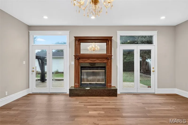 552 Clark Street, St Charles, MO 63301 — listing photo 21 of 69