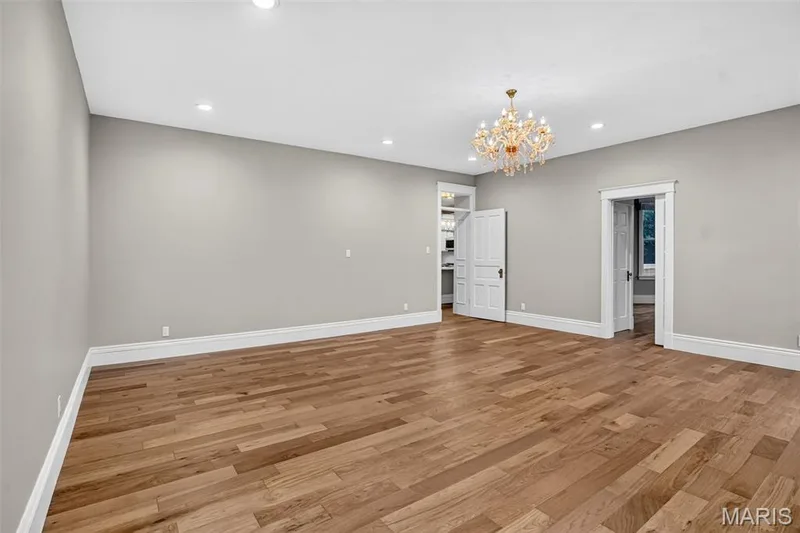 552 Clark Street, St Charles, MO 63301 — listing photo 24 of 69