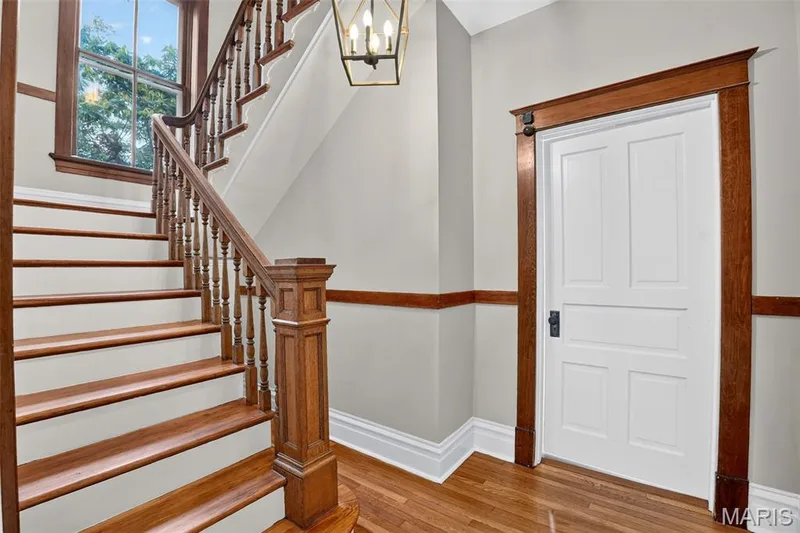 552 Clark Street, St Charles, MO 63301 — listing photo 25 of 69