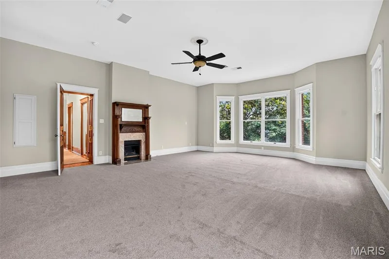 552 Clark Street, St Charles, MO 63301 — listing photo 27 of 69
