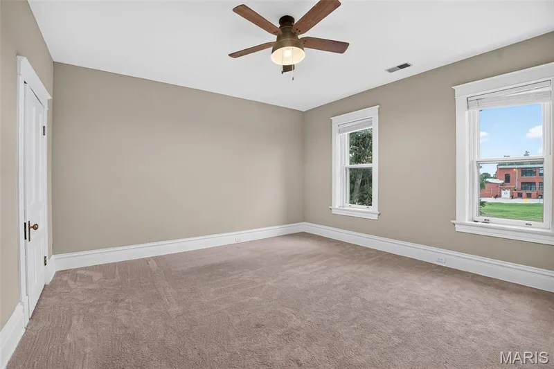 552 Clark Street, St Charles, MO 63301 — listing photo 45 of 69