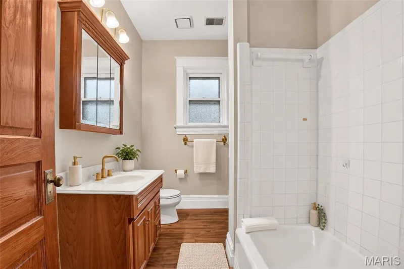 552 Clark Street, St Charles, MO 63301 — listing photo 47 of 69