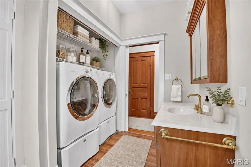 552 Clark Street, St Charles, MO 63301 — listing photo 50 of 69