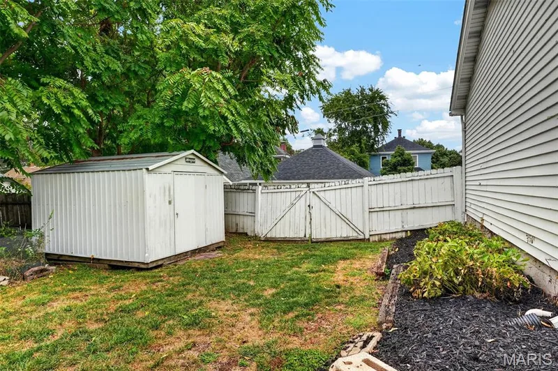 552 Clark Street, St Charles, MO 63301 — listing photo 65 of 69