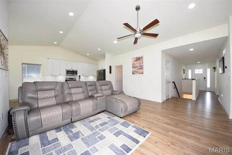 112 Wholesome Way, St Charles, MO 63304 — listing photo 9 of 55