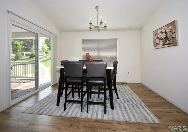 112 Wholesome Way, St Charles, MO 63304 — listing photo 15 of 55