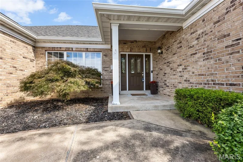 314 Pleasant Meadows Drive, Wentzville, MO 63385 — listing photo 6 of 54