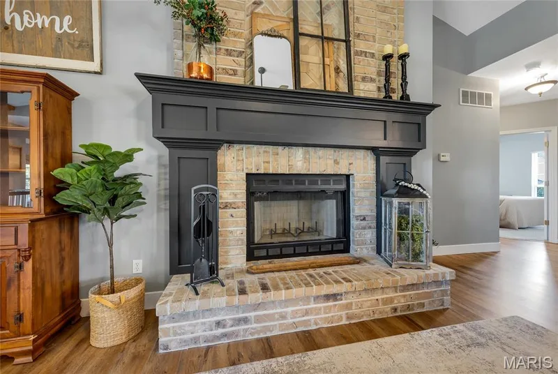 314 Pleasant Meadows Drive, Wentzville, MO 63385 — listing photo 12 of 54