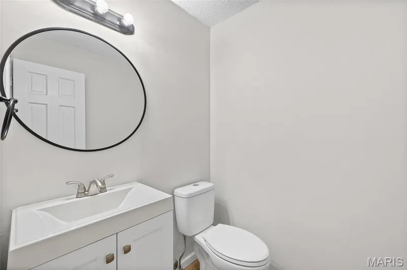 474 Oak Hill Dr., Lake St. Louis, MO 63367 — listing photo 11 of 32