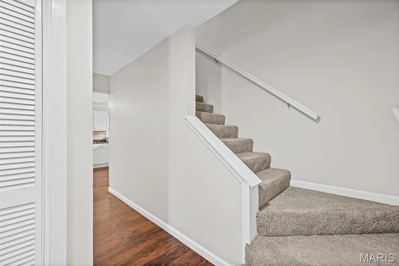 474 Oak Hill Dr., Lake St. Louis, MO 63367 — listing photo 12 of 32