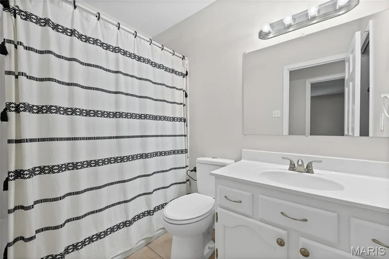 474 Oak Hill Dr., Lake St. Louis, MO 63367 — listing photo 13 of 32
