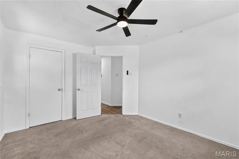 214 Oakridge Lane, Lake St. Louis, MO 63367 — listing photo 15 of 30