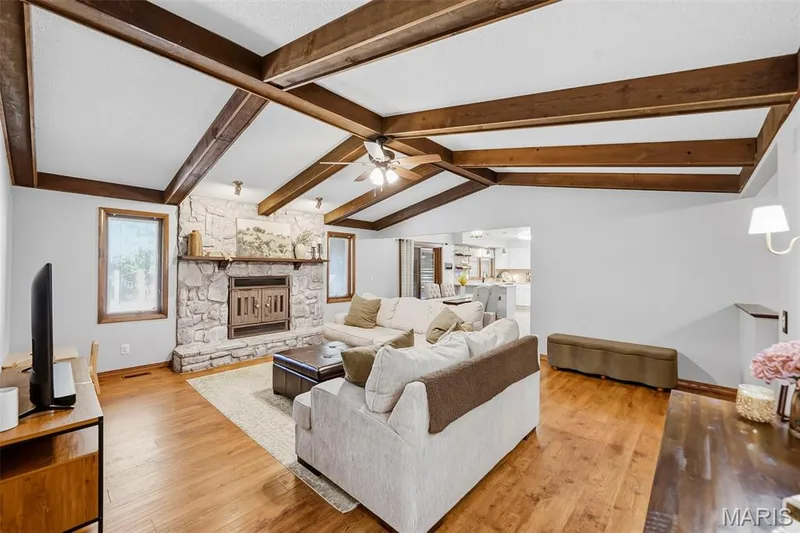 416 Morningside Drive, St Peters, MO 63376 — listing photo 8 of 46