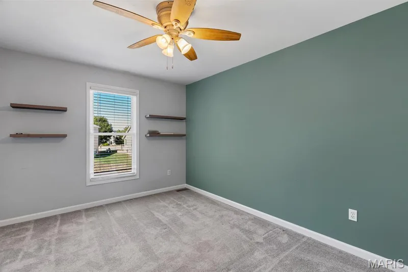 1052 Chesterfield Drive, Wentzville, MO 63385 — listing photo 13 of 26