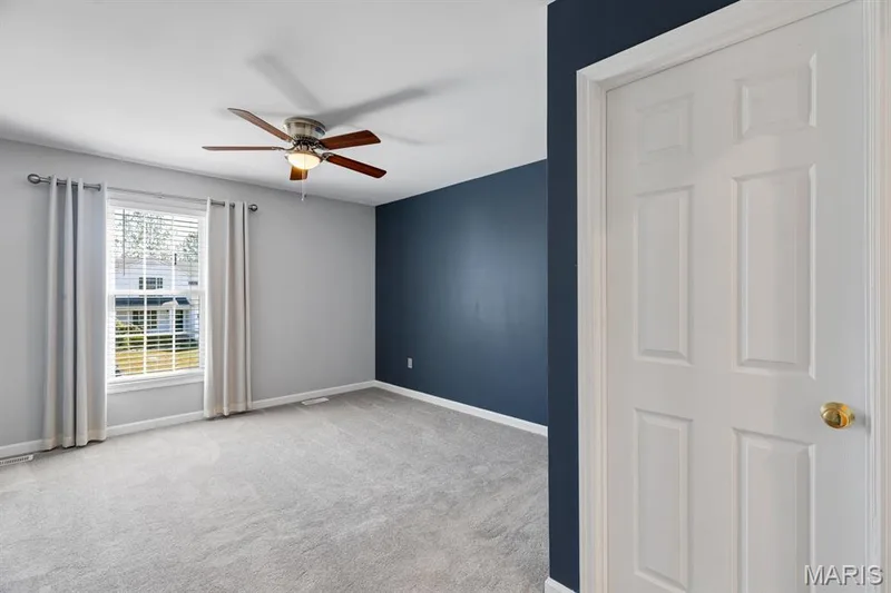 1052 Chesterfield Drive, Wentzville, MO 63385 — listing photo 16 of 26