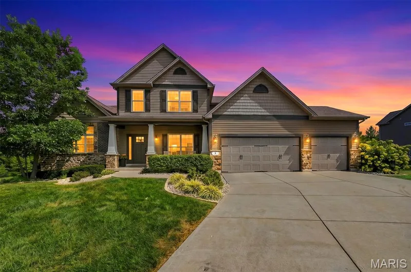 5 Wyndemere Court, Lake St. Louis, MO — listing photo 1