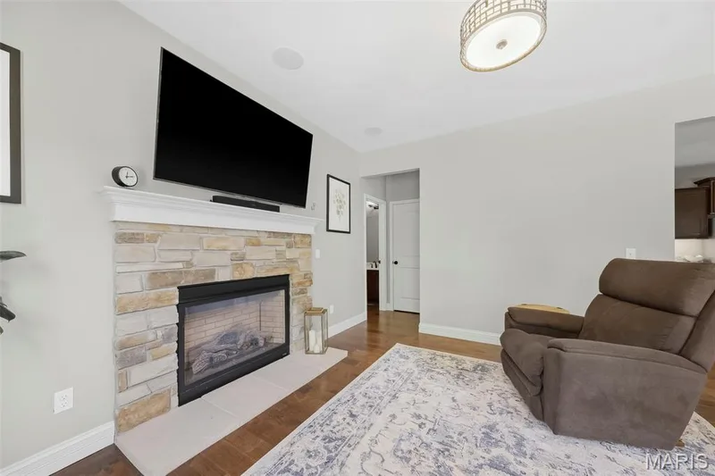 5 Wyndemere Court, Lake St. Louis, MO 63367 — listing photo 25 of 93