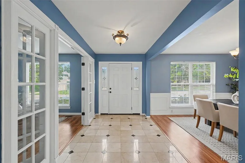 6915 Fieldstone Farms Drive, O'Fallon, MO 63368 — listing photo 5 of 60