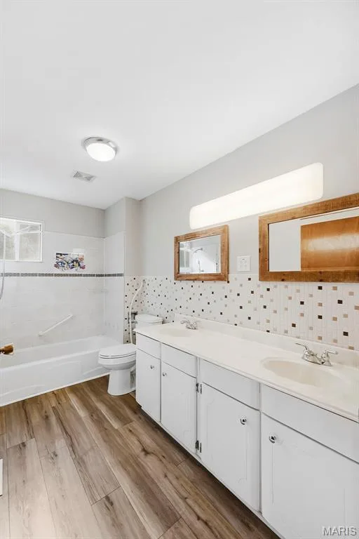 7 Valley Road, St Charles, MO 63303 — listing photo 26 of 31
