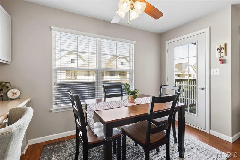 422 Bramblett Hills, O'Fallon, MO 63366 — listing photo 10 of 16